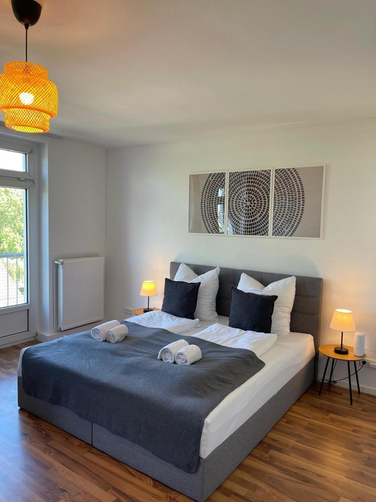 Raha Apartments - Ihr Komfortables Zuhause - Garten - Vollausstattung - Balkon - Parkplatz Кассель Экстерьер фото